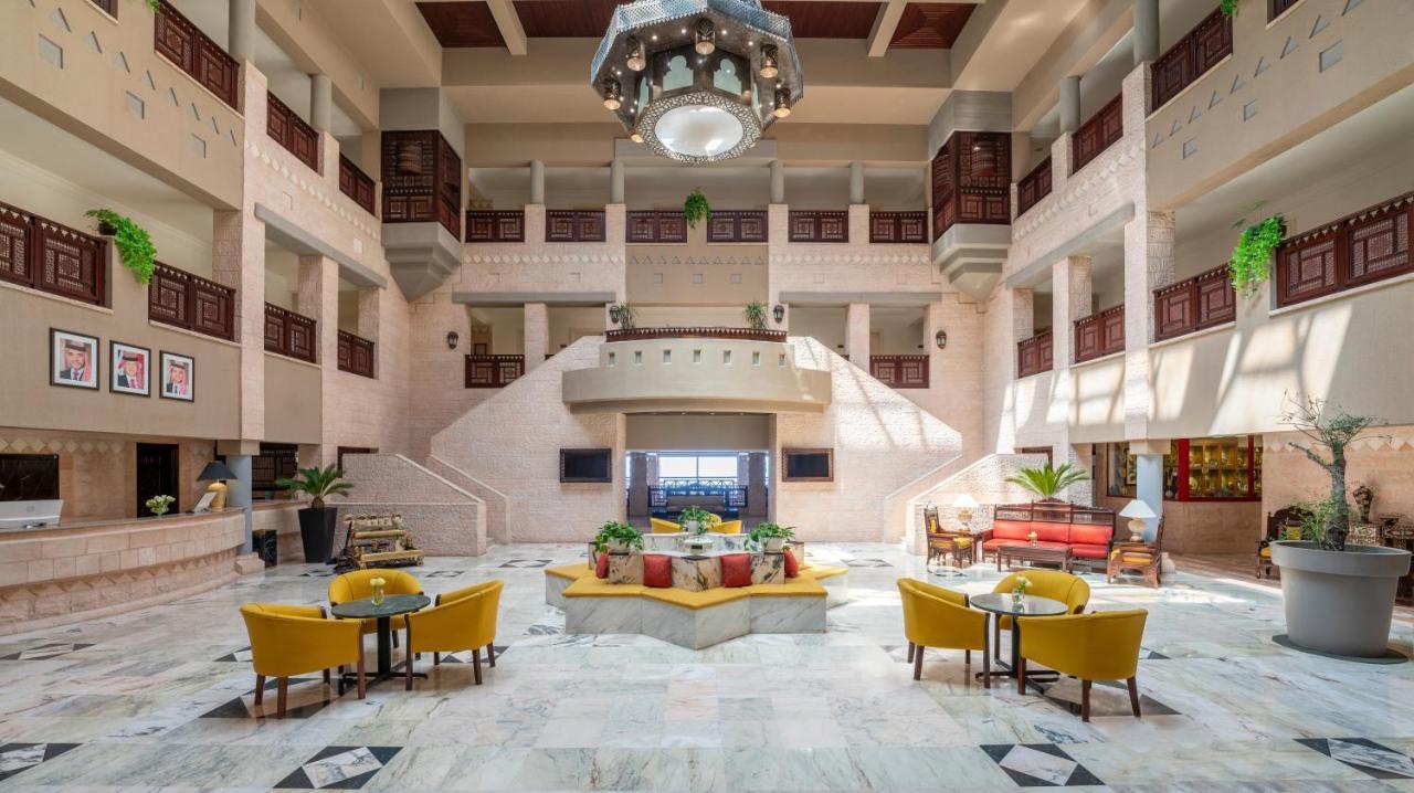 Grand Mercure Petra Wadi Musa Exterior photo